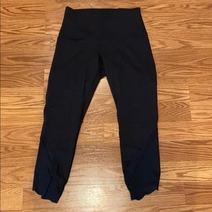 Lululemon Black Cropped Leggings